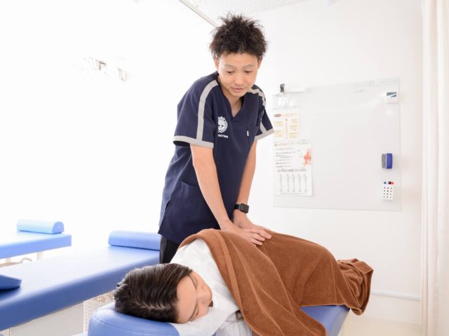 【腰痛改善なら整骨院へ】世田谷・喜多見の専門施術で根本から解決！