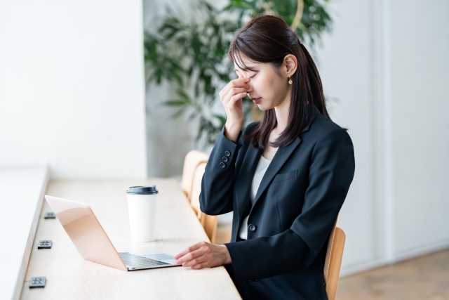 眼精疲労には整体と鍼灸の組み合わせ｜喜多見のゼロスポ鍼灸・整骨院で目の疲れ対策